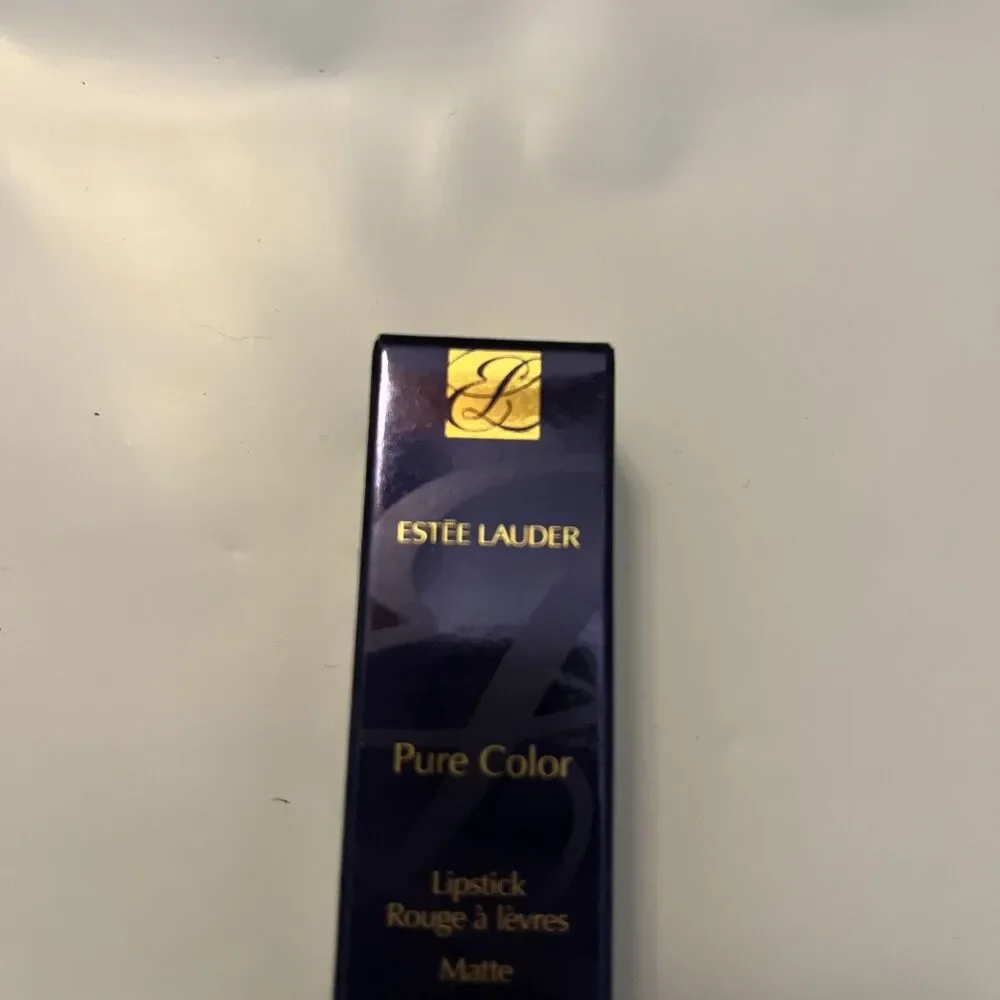 Estee Lauder Pure Color Long Lasting Lipstick Matte #333 Persuasive